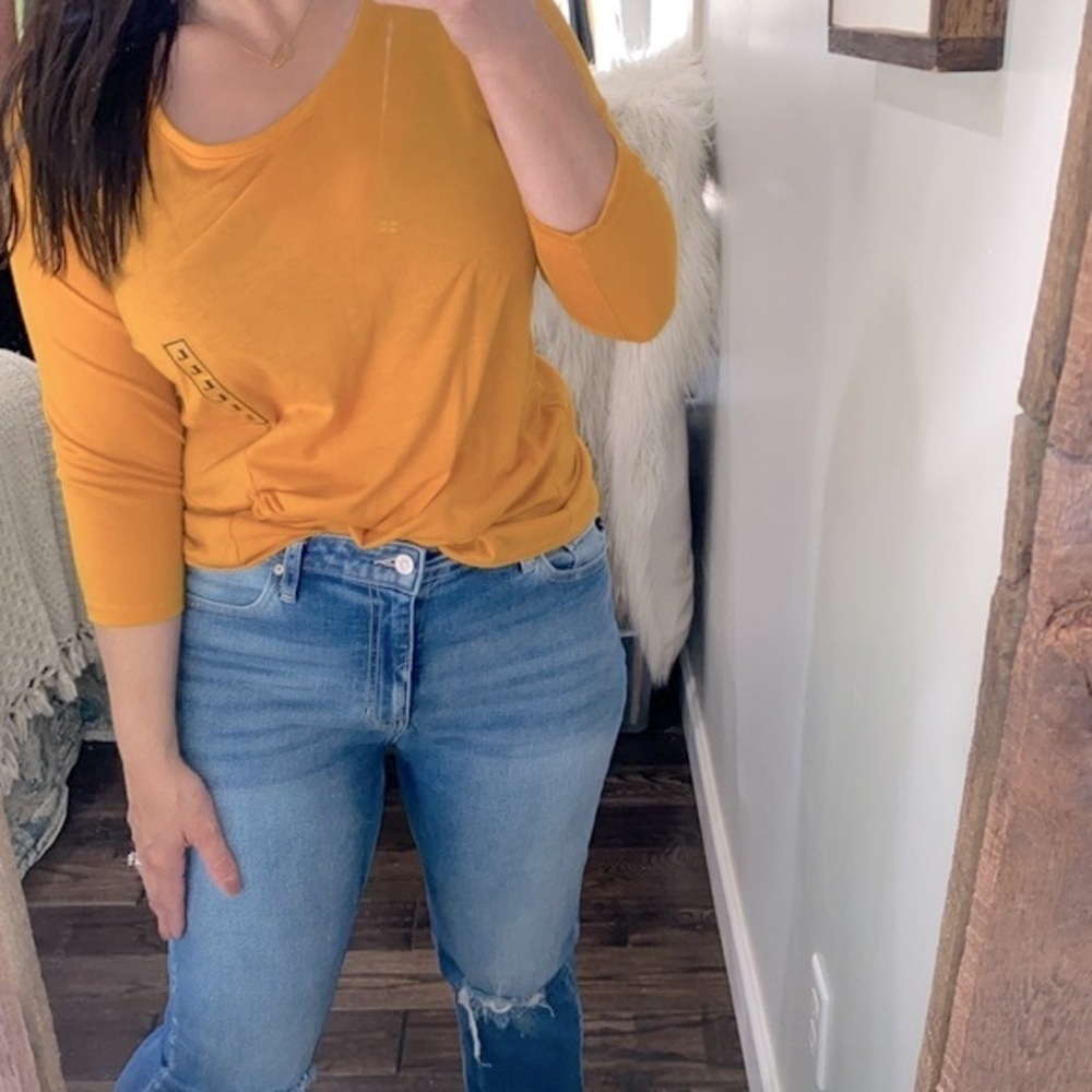 Jennifer Lauren gold mustard knit top size large new with tags